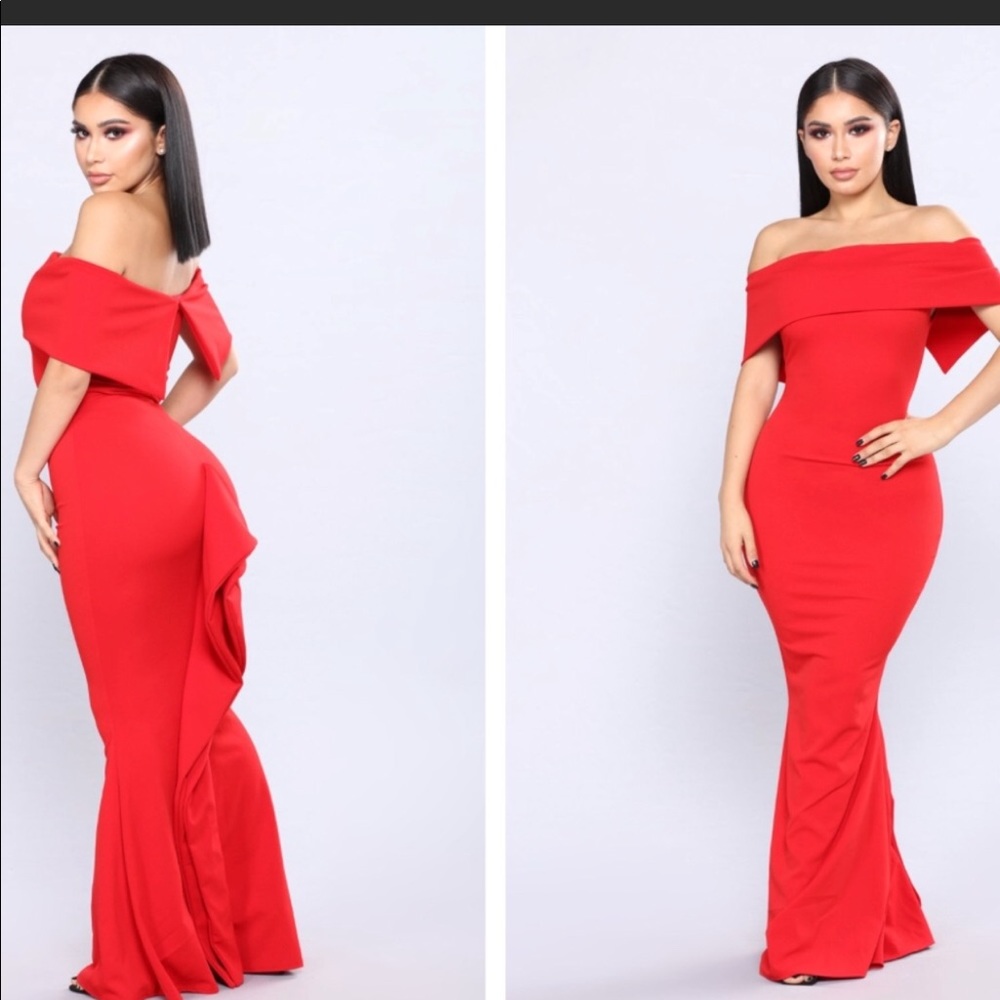 Mermaid style red long dress / gown (red)